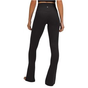❌SOLD❌ Lululemon Black Align Mini Flare Leggings Size 12🖤